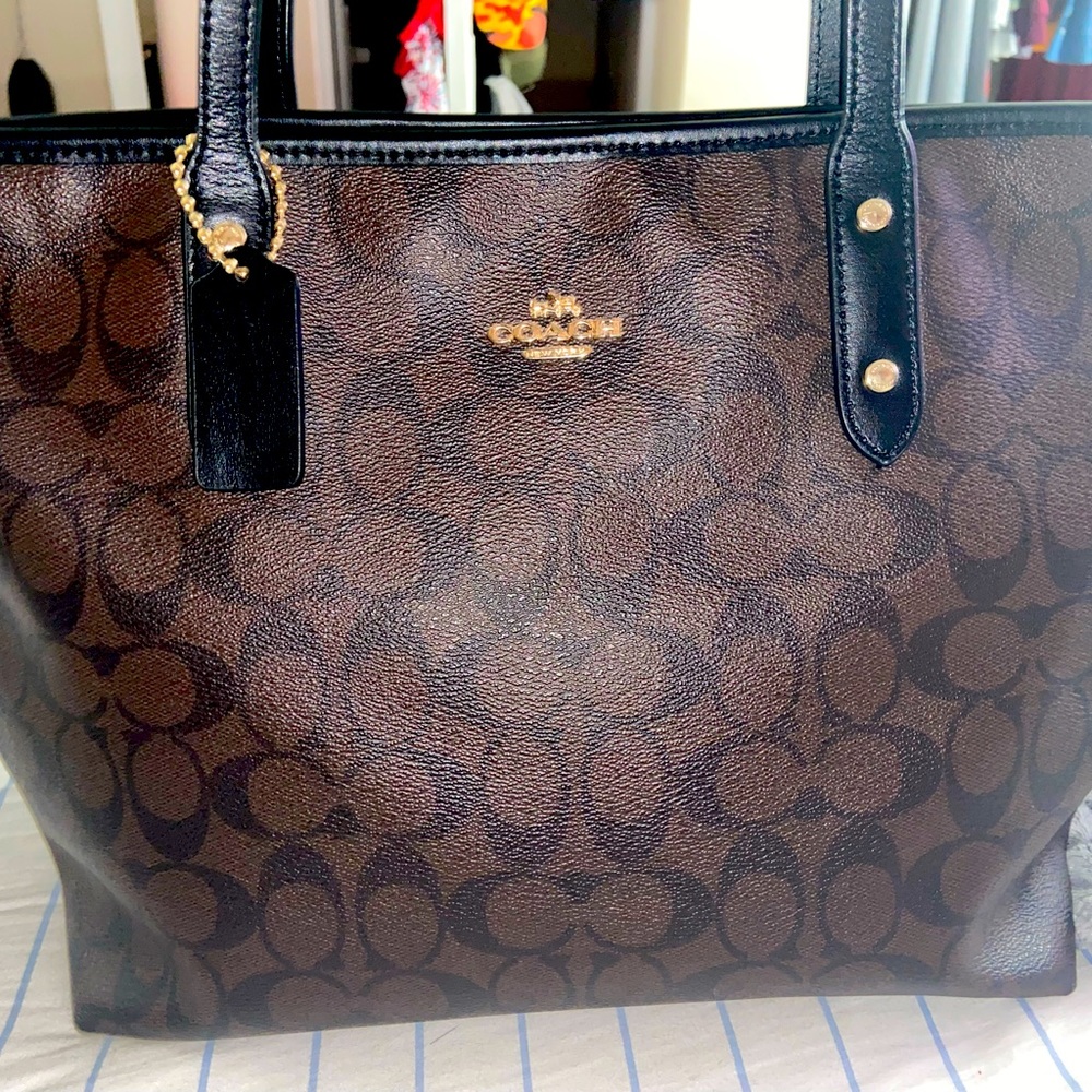 Coach signature Dark brown purse